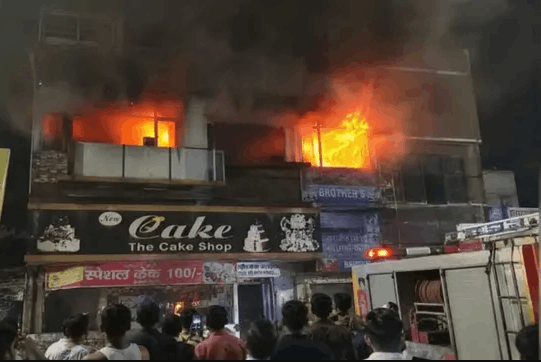 Massive Fire Breaks Out at Bakery Shop in Chandauli, Property Worth Lakhs Destroyed