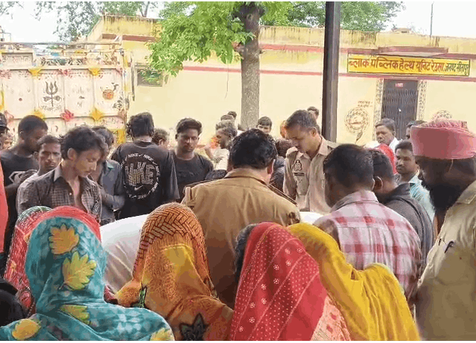 Sitapur: Motorcyclist Killed, Wife Seriously Injured After Roadways Bus Collision