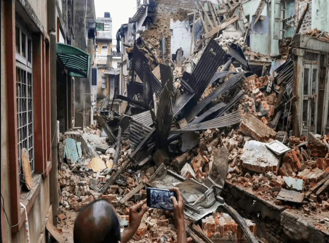 Bhiwandi Building Collapse: FIR Against Owner and Contractor as Death Toll Rises to 10