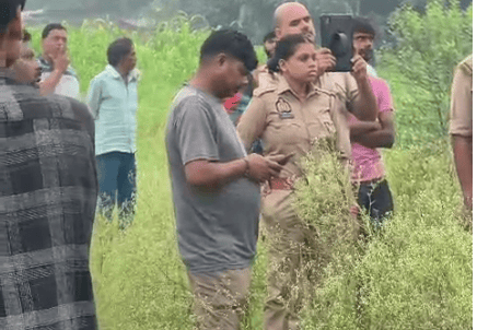 28-Year-Old Married Woman Found Hanging from Electric Pole in Jaunpur, Investigation Underway