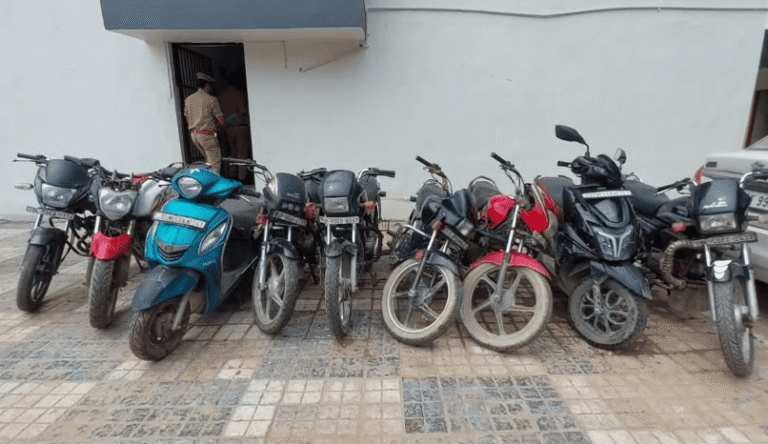 Ghaziabad Police Arrest Two Vehicle Thieves, Recover 9 Stolen Motorcycles