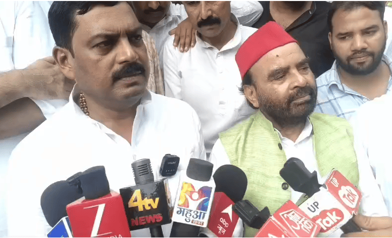 Jaunpur: SP MLA Lucky Yadav Meets Family of Murder Victim Vishal Yadav, Demands Strict Action
