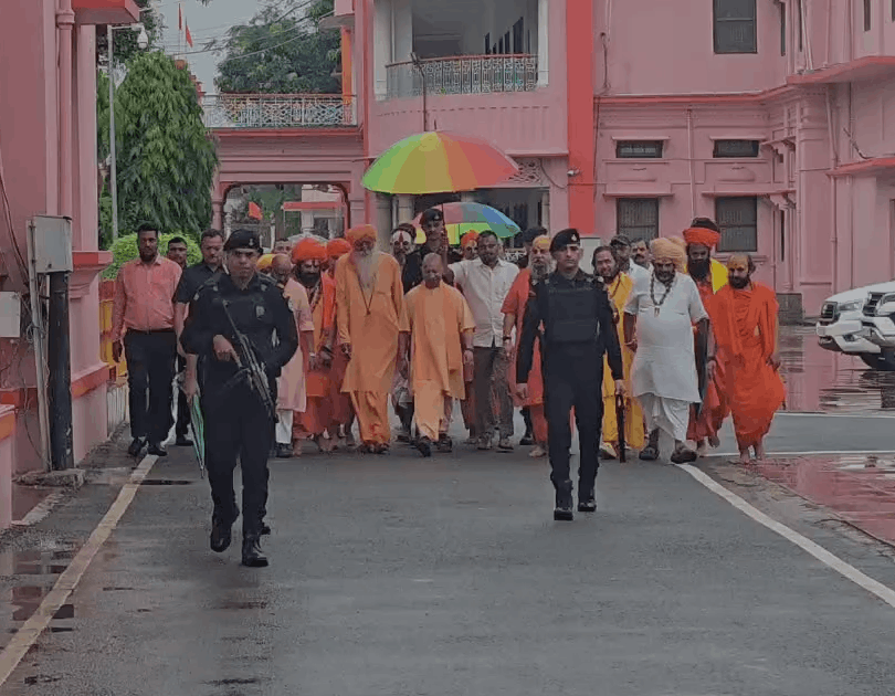 CM Yogi Directs Strict Action Against Land Grabbers During Janata Darshan in Gorakhpur  गोरखपुर