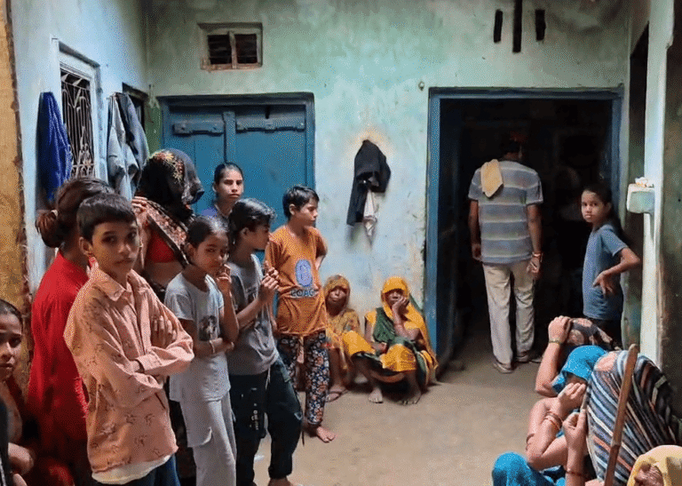 our Locked Houses Burgled in One Night in Etah, Valuables Worth Lakhs Stolen