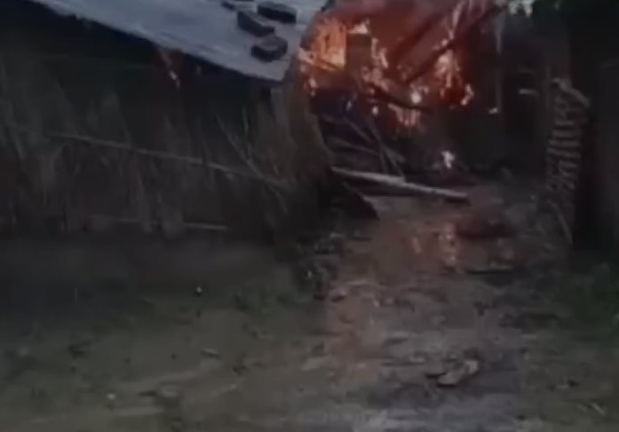 Lightning Strike Destroys Hut in Kushinagar, Family Loses Entire Household
