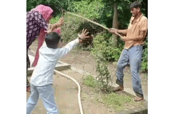 Sitapur: Video of Woman Assault Goes Viral, Man Injured While Trying to Intervene
