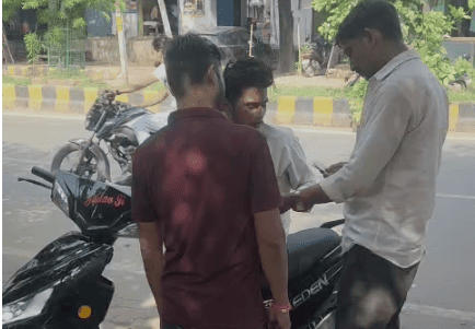 Agra: Alleged Cannabis Sale Video Goes Viral in Etmadpur Area, Residents Seek Police Action