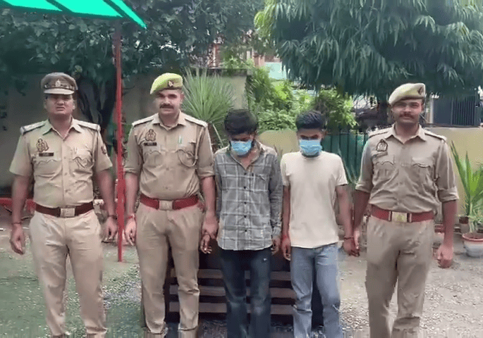 Hardoi Police Arrest Two Theft Suspects Before Crime, Recover Tools and Motorcycle