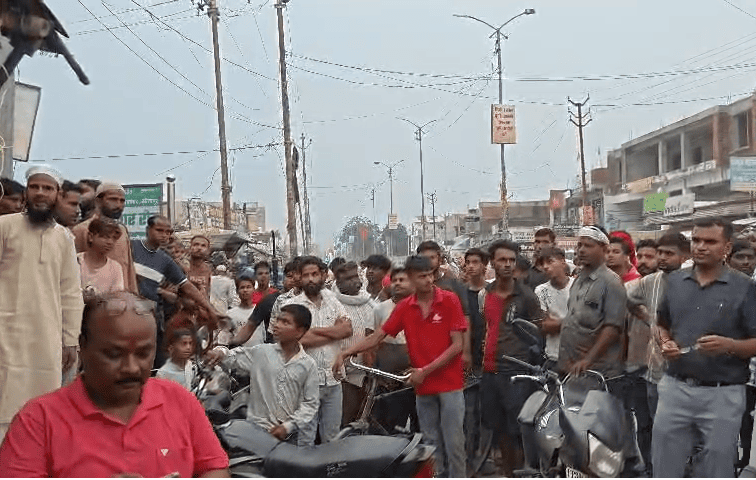 Sitapur: Encroachment Drive Sparks Bias Allegations in Tambaur