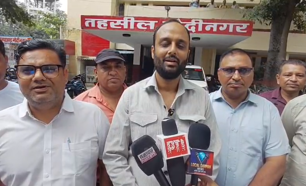 Modinagar Traders Raise Concerns Over Proposed MDR Charges, Submit Memorandum to PM  गाजियाबाद