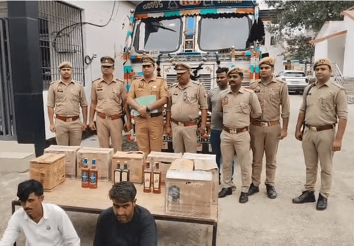 Etawah Police Bust Interstate Liquor Smuggling Racket, Liquor Worth ₹50 Lakh Seized