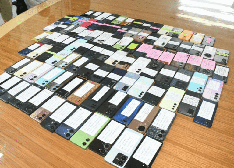 Rampur Police Recover 105 Lost Mobile Phones Worth Over ₹16 Lakh