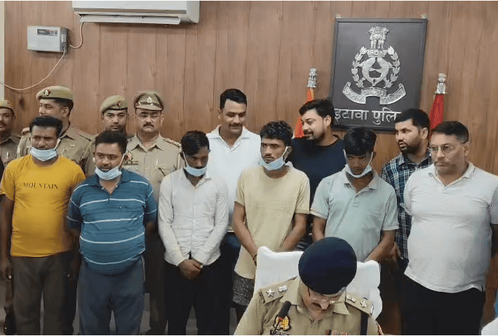 Etawah Police Bust Inter-District Theft Gang, Six Arrested with Gold and Silver