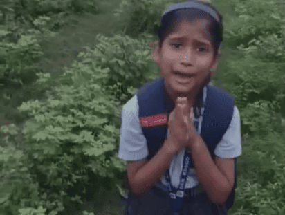 Sitapur Schoolgirls Appeal to DM for Electricity and Better Roads to Continue Their Education
