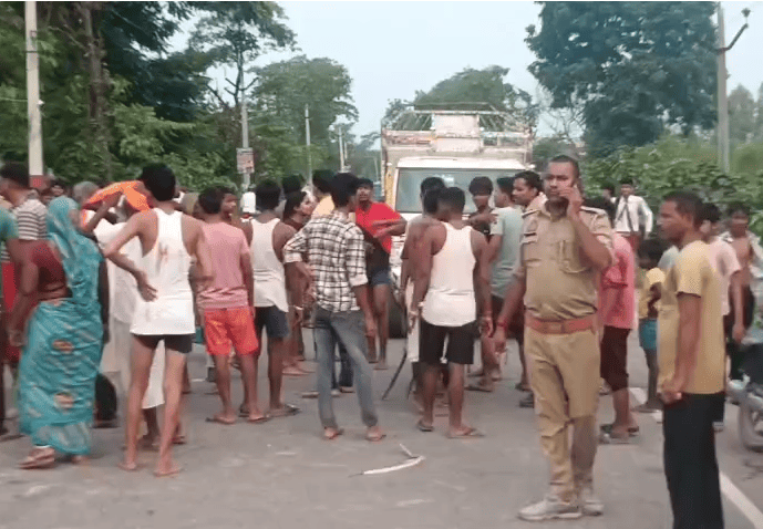 Clash Between Two Groups in Sitapur Triggers Protest Outside Police Outpost
