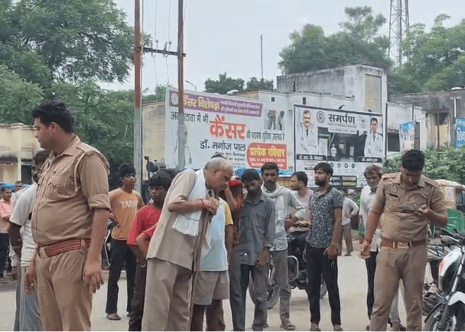 Etawah: 12-Year-Old Boy Sleeping by Road Crushed to Death by Sleeper Bus, CCTV Captures Horror