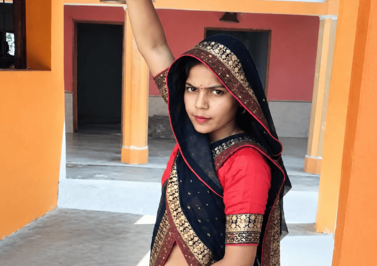 Etah: Young Mother Dies in Road Accident While Taking 6-Month-Old Baby for Treatment